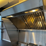 112217-verkaufsfahrzeug-imbiss-galerie-4