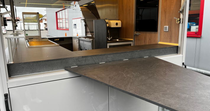 112217-verkaufsfahrzeug-imbiss-galerie-7