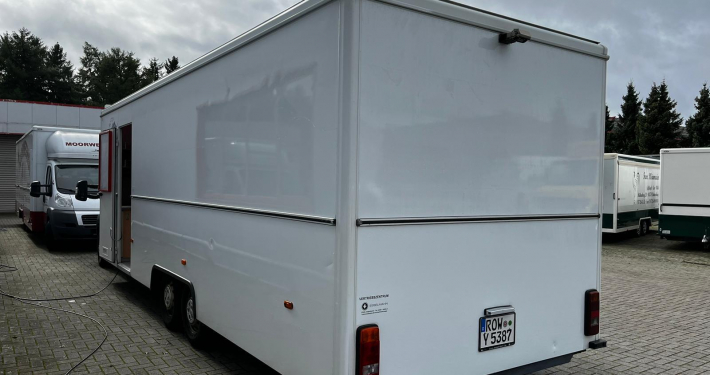 412707-verkaufsmobil-fleisch-und-wurst-26