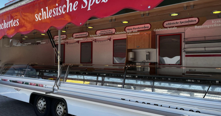 412707-verkaufsmobil-fleisch-und-wurst-4