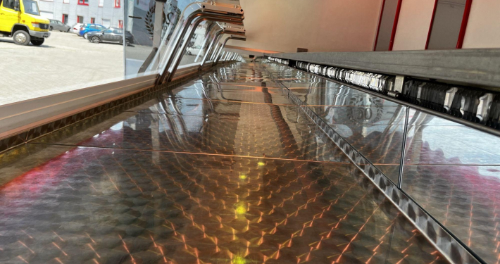 412707-verkaufsmobil-fleisch-und-wurst-8