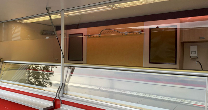 412806-verkaufsanhaenger-mopro-fleisch-feinkost-galerie-7