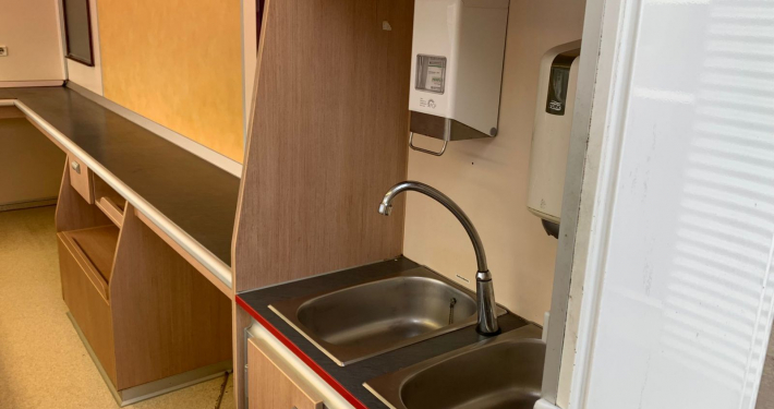 412806-verkaufsanhaenger-mopro-fleisch-feinkost-galerie-8