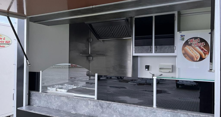 511850-verkaufsanhaenger-imbiss-galerie-2