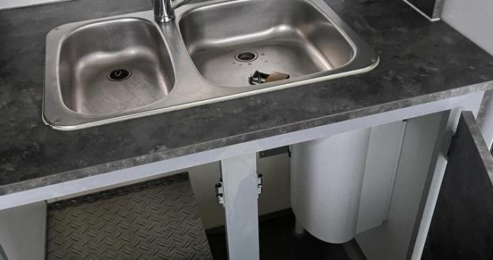 511850-verkaufsanhaenger-imbiss-galerie-4