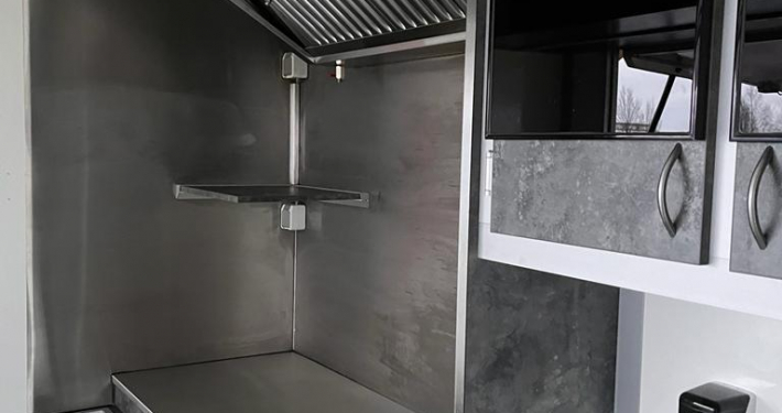 511850-verkaufsanhaenger-imbiss-galerie-6