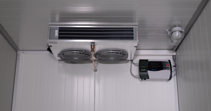 sofort-verfuegbar-kuehlanhaenger-ft2-galerie-16