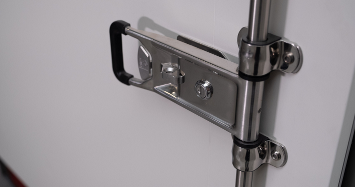 sofort-verfuegbar-kuehlanhaenger-ft2-galerie-18